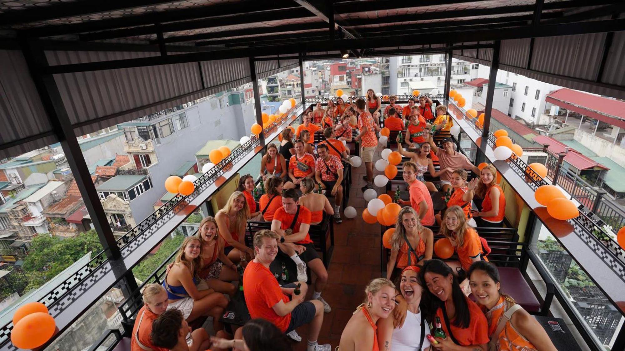 Lakeview Backpackers Hostel & Rooftop Bar Hanoi Exterior photo